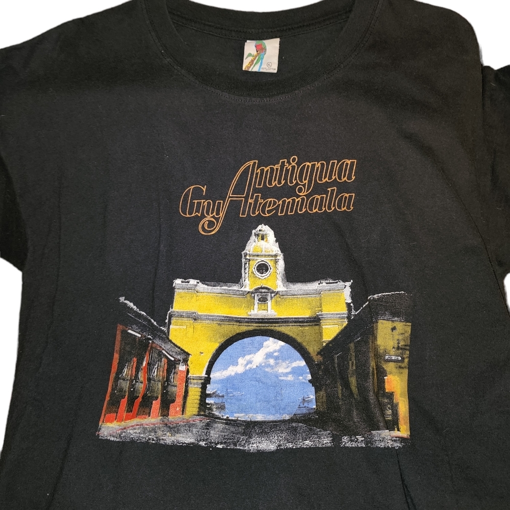 Vintage El Quetzal Antigua Guatemala Mens Tshirt Sz. XL
